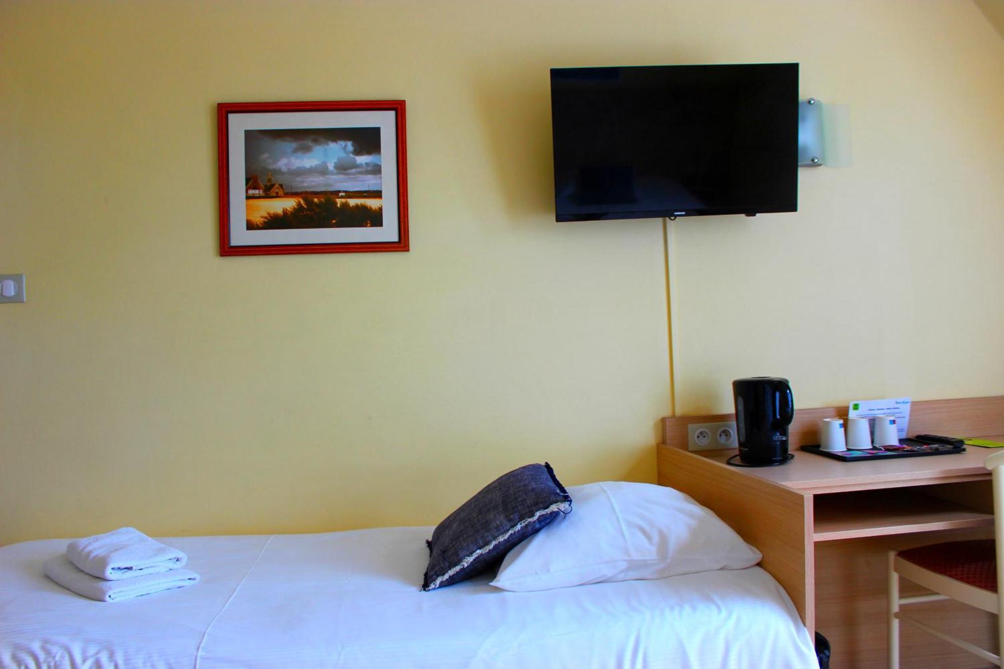 Breiz Armor Hotel Pouldreuzic Room photo