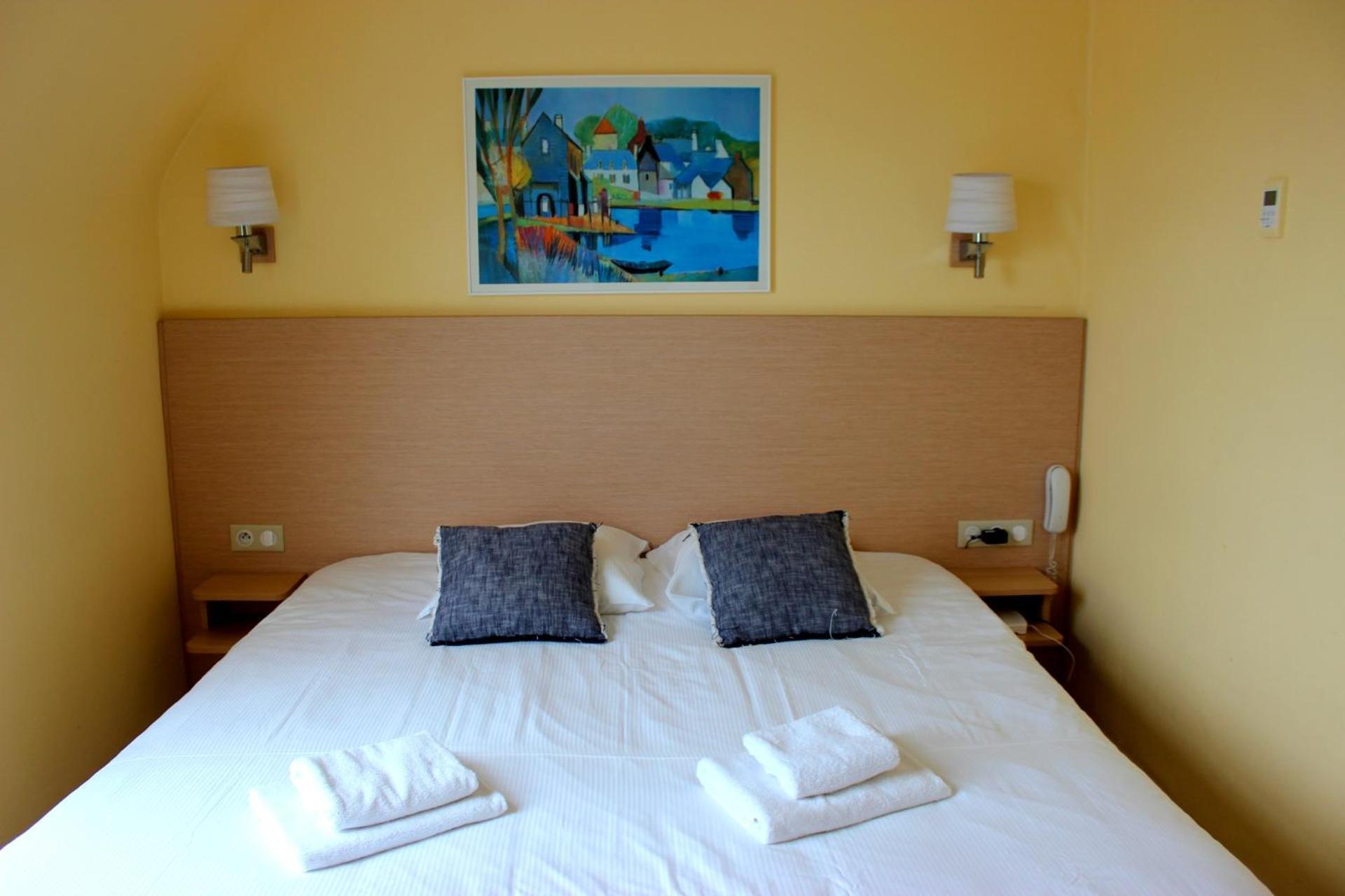 Breiz Armor Hotel Pouldreuzic Room photo